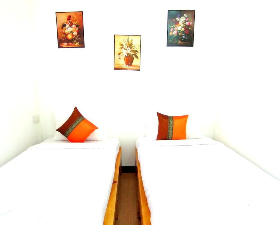 Golden Teak Homestay Mae Rim Bagian luar foto