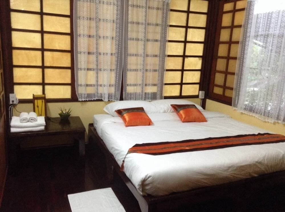 Golden Teak Homestay Mae Rim Bagian luar foto