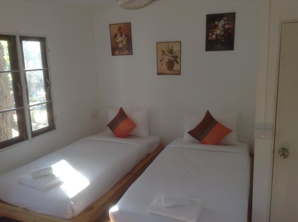 Golden Teak Homestay Mae Rim Bagian luar foto